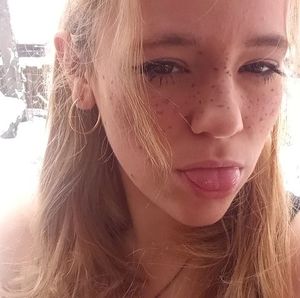 Meet your Posher, Hailey